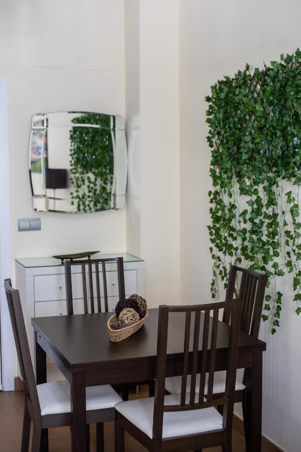 Sol Sevilla Urban Apartment Εξωτερικό φωτογραφία